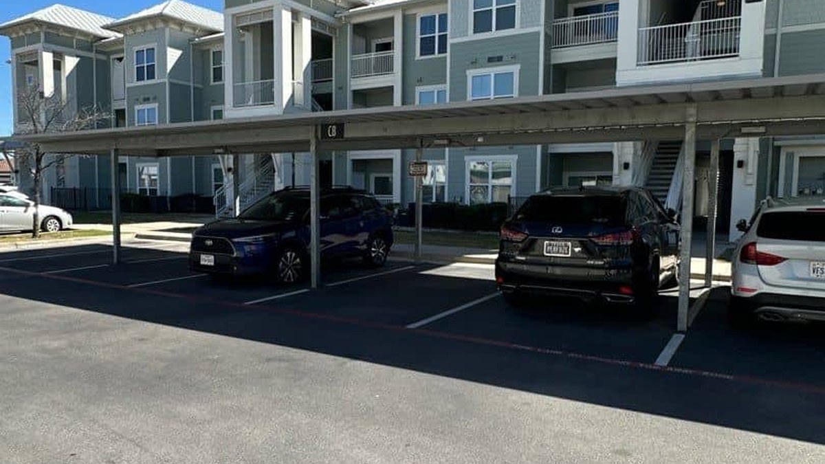 How Long Do Exterior Coatings Last in Texas? (Montgomery County Guide)